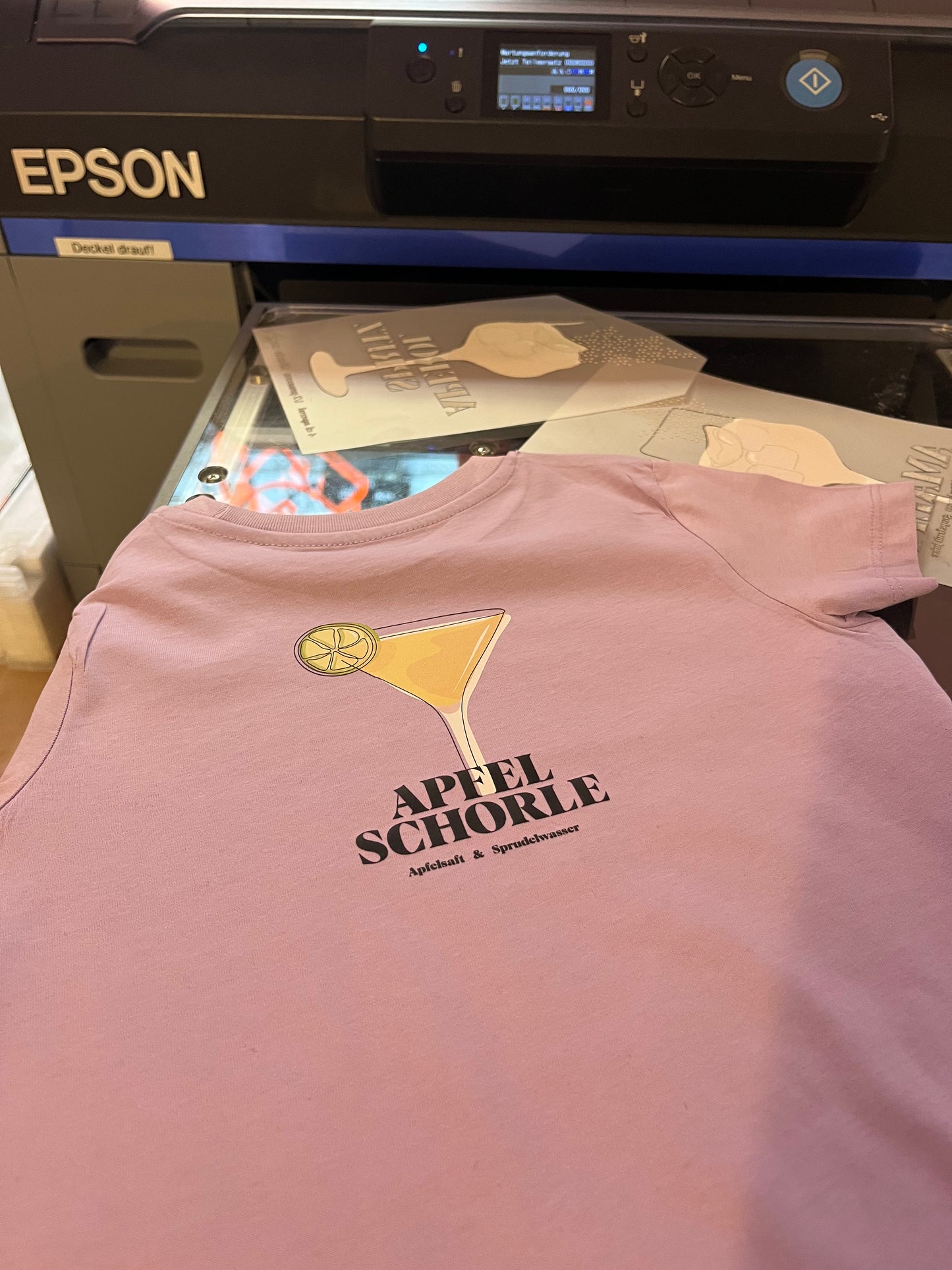 T-shirt with front- and backprint