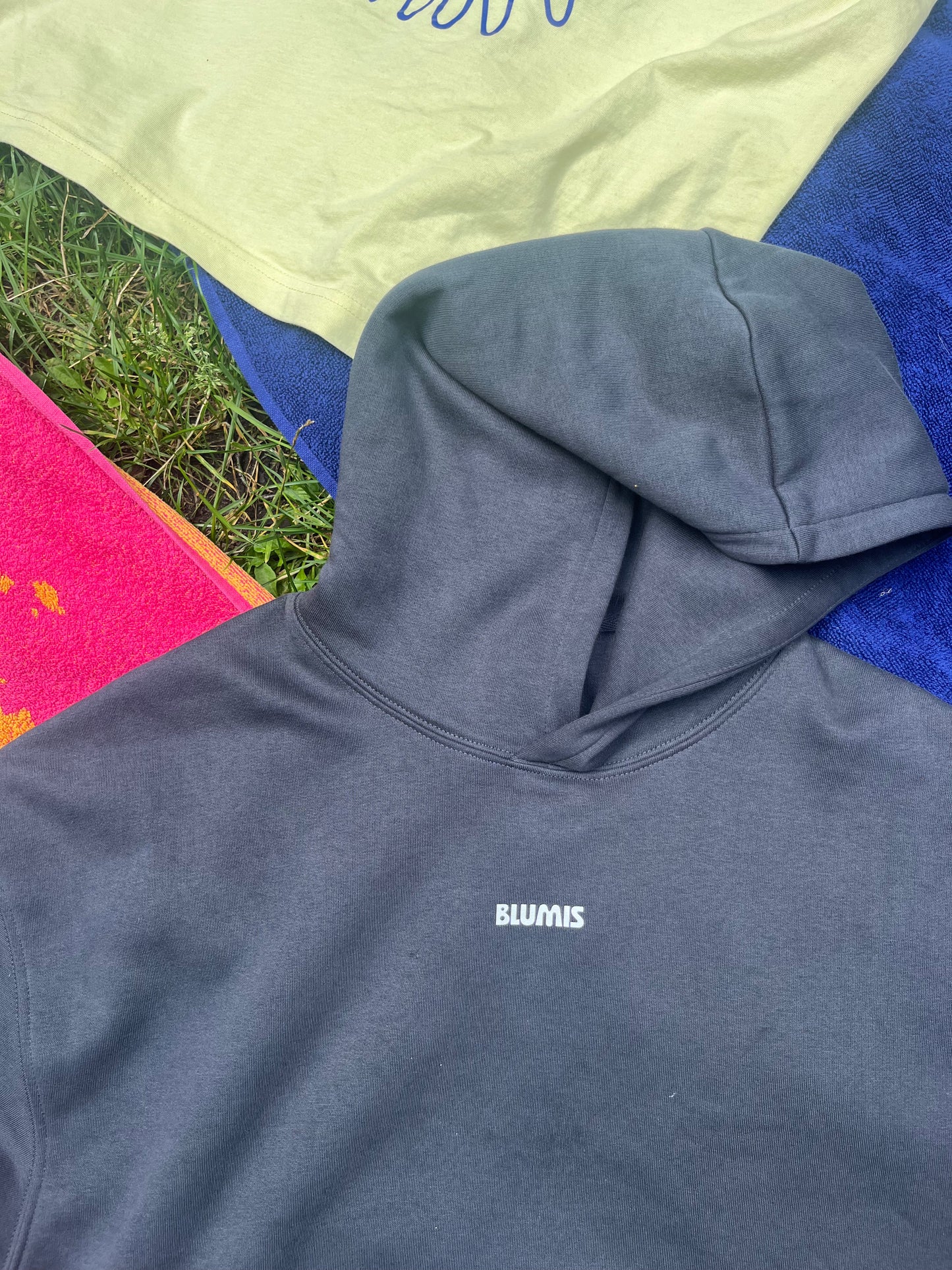 BLUMIS Hoodie