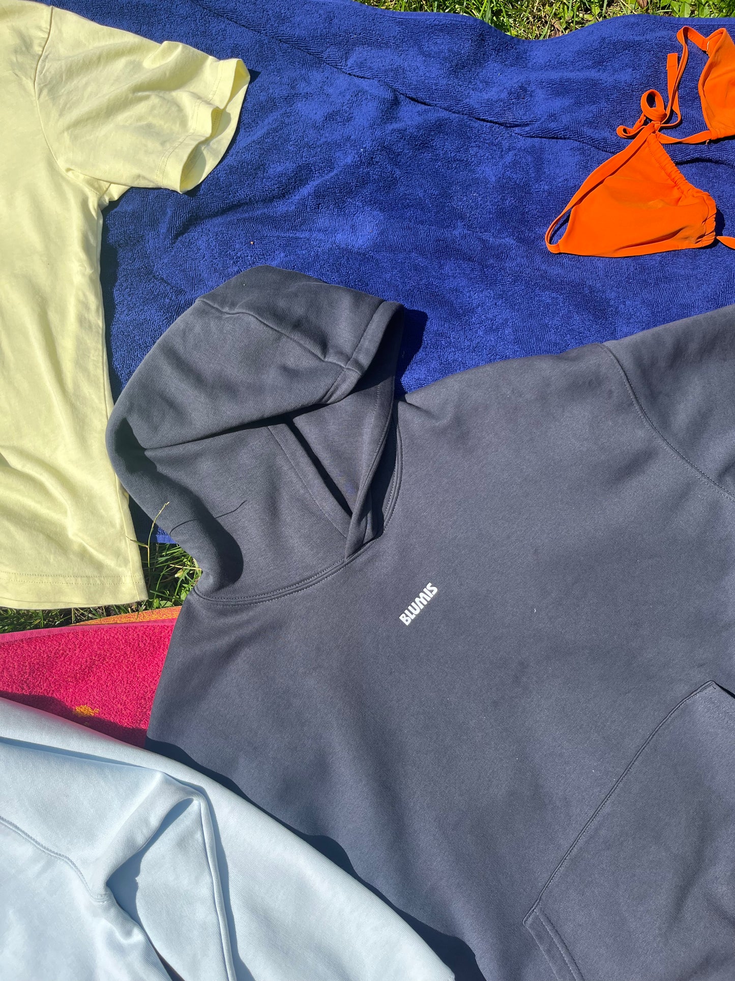 BLUMIS Hoodie